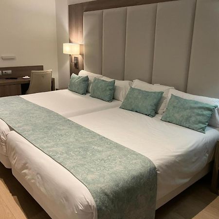 เซอร์โคเทล โฮเต็ล เซลู Hotel กอร์โดบา ภายนอก รูปภาพ