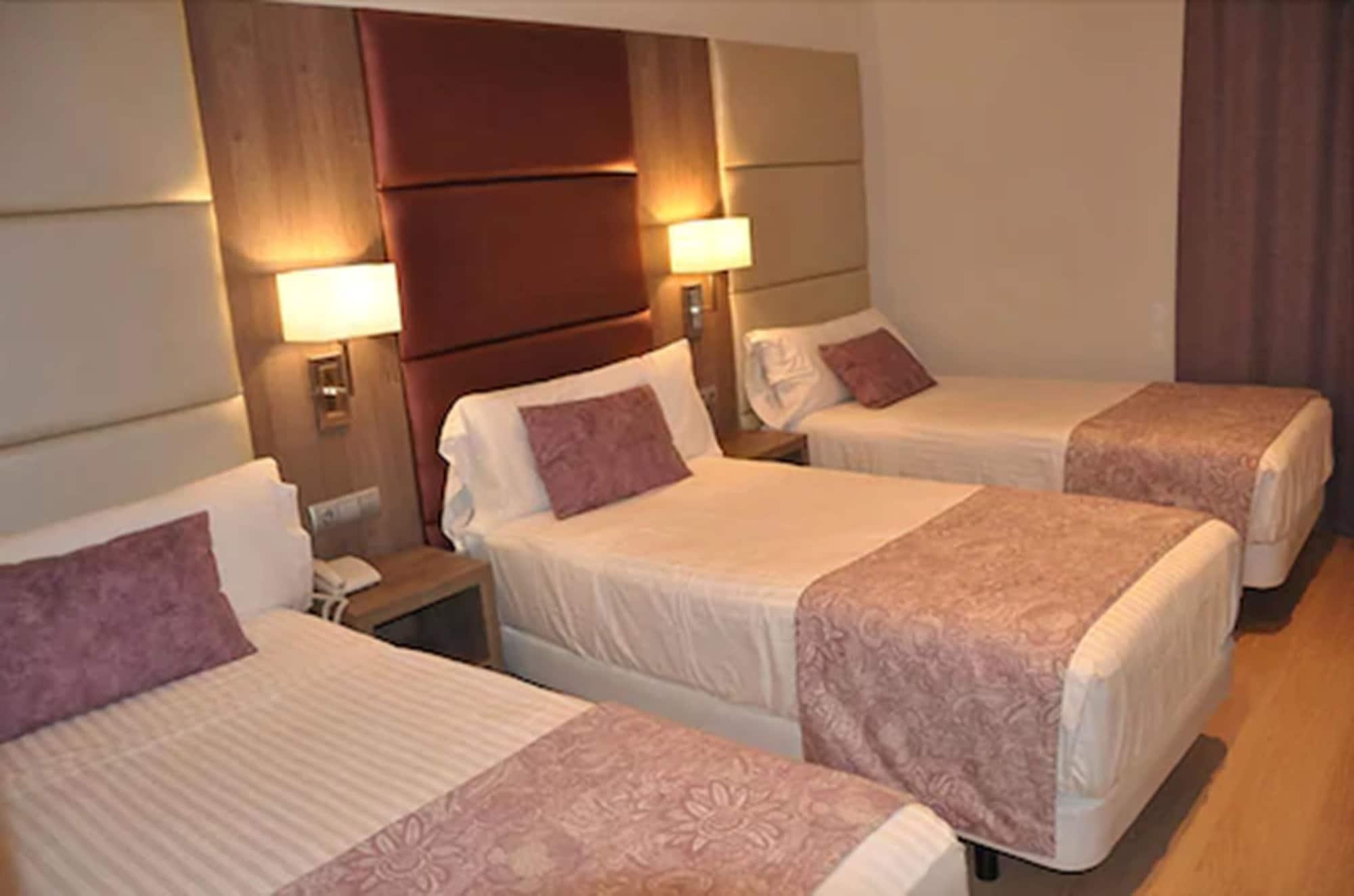เซอร์โคเทล โฮเต็ล เซลู Hotel กอร์โดบา ภายนอก รูปภาพ