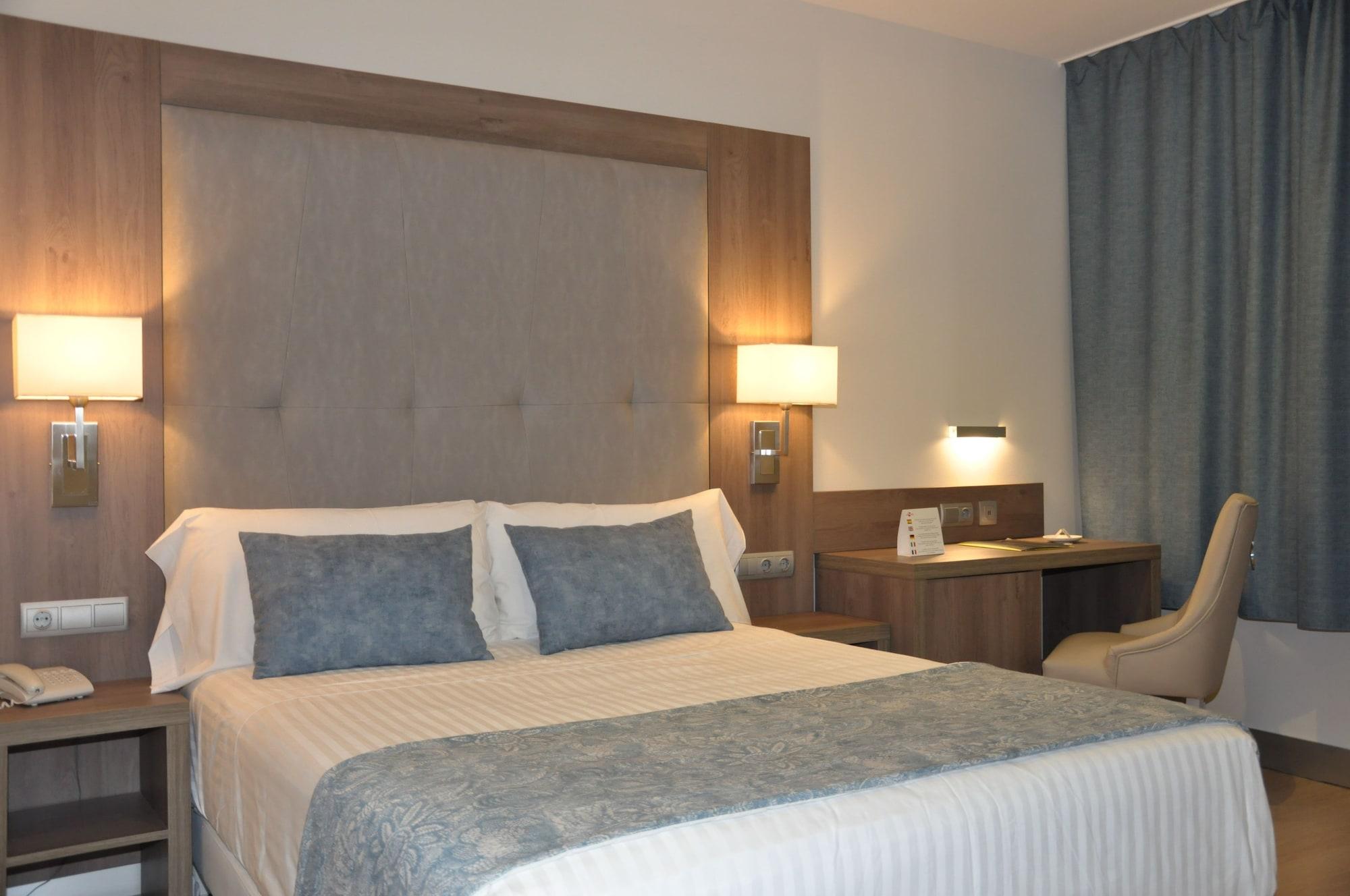 เซอร์โคเทล โฮเต็ล เซลู Hotel กอร์โดบา ภายนอก รูปภาพ