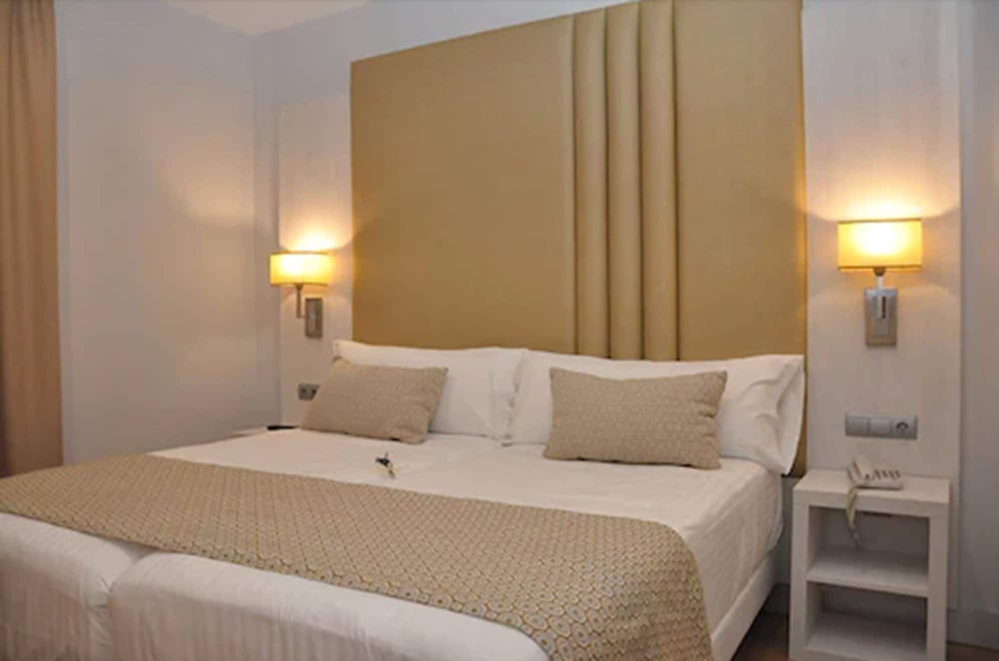 เซอร์โคเทล โฮเต็ล เซลู Hotel กอร์โดบา ภายนอก รูปภาพ