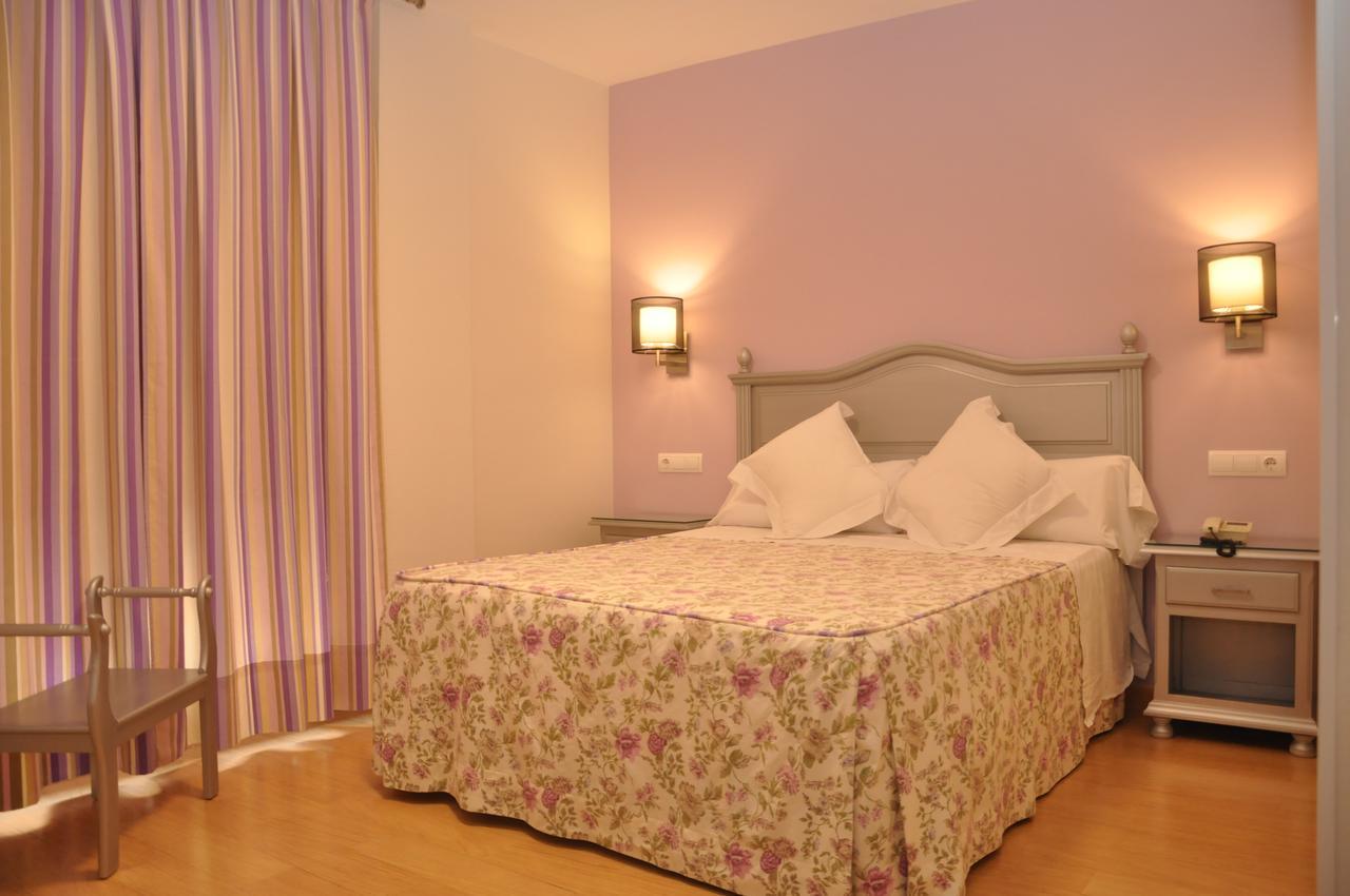 เซอร์โคเทล โฮเต็ล เซลู Hotel กอร์โดบา ภายนอก รูปภาพ