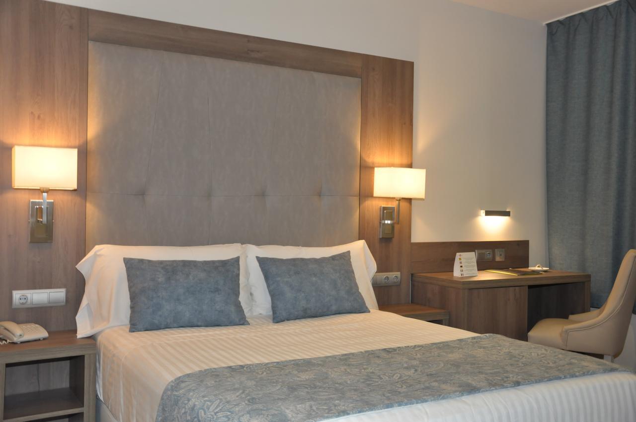 เซอร์โคเทล โฮเต็ล เซลู Hotel กอร์โดบา ภายนอก รูปภาพ