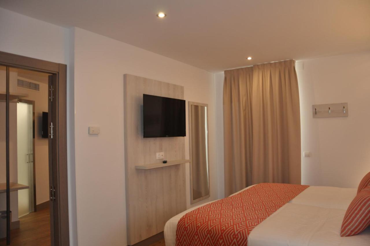 เซอร์โคเทล โฮเต็ล เซลู Hotel กอร์โดบา ภายนอก รูปภาพ