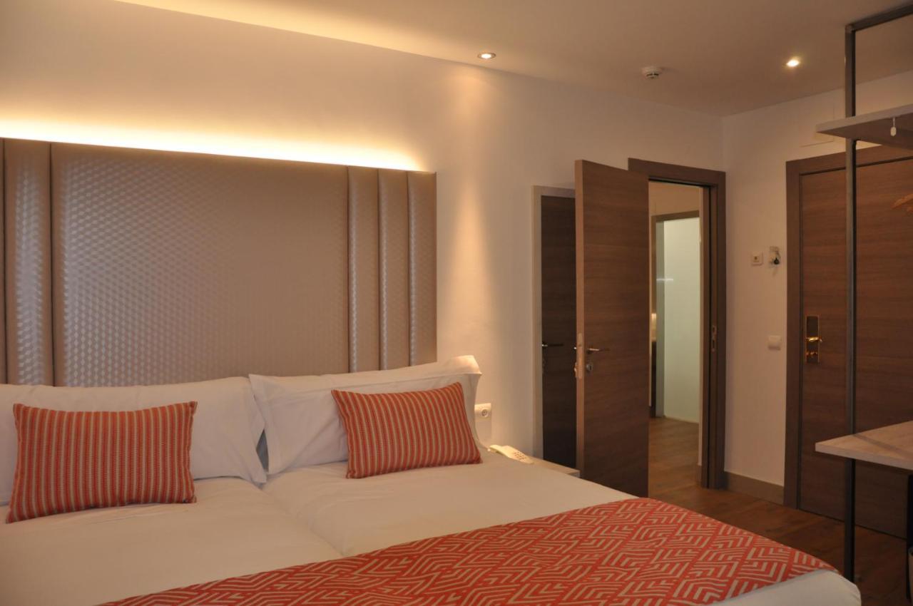 เซอร์โคเทล โฮเต็ล เซลู Hotel กอร์โดบา ภายนอก รูปภาพ