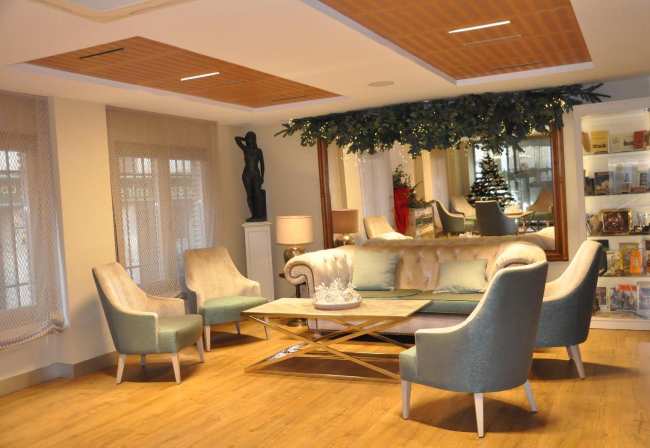 เซอร์โคเทล โฮเต็ล เซลู Hotel กอร์โดบา ภายนอก รูปภาพ